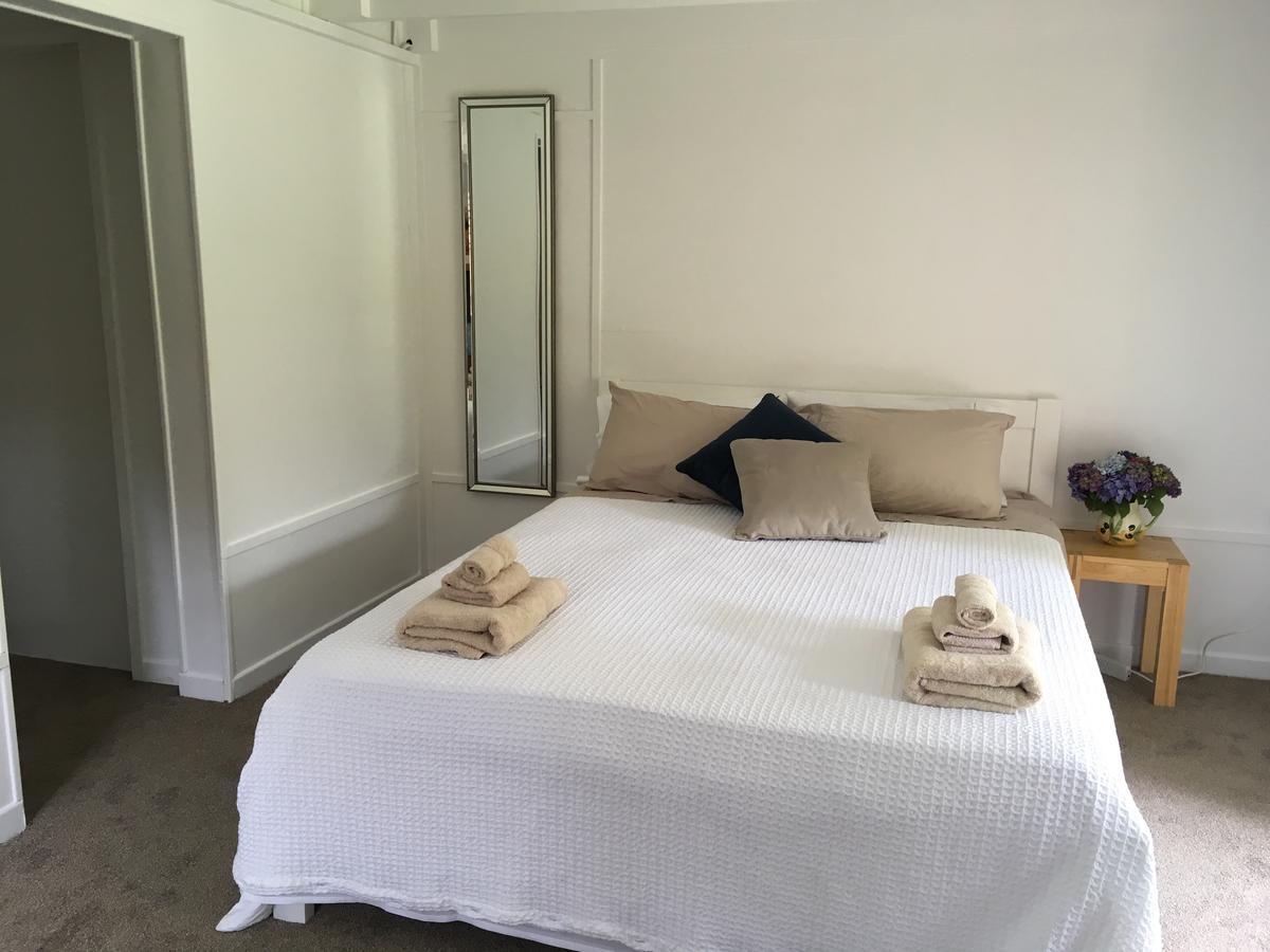 Bed and Breakfast Oneroa Gardens Экстерьер фото